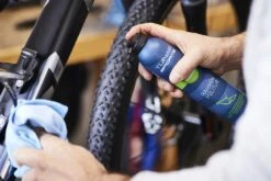 TUNAP Rahmenpflege, 300ml – Mit Lackschutz -Zweirad Profi 4096 2732 max44193