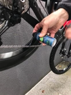 TUNAP Kettenöl -Zweirad Profi 768 1024 maxd5e46