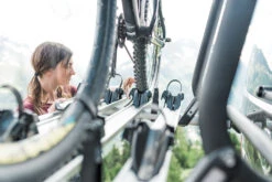 Thule WanderWay 2 - Heckklappen-Fahrradträger Für 2 Fahrräder -Zweirad Profi thule wanderway ls austria 190619 m12881 cold