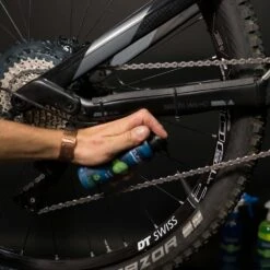 TUNAP Kettenwachs Spray 125 Ml -Zweirad Profi ts pflege 61 scaled 1